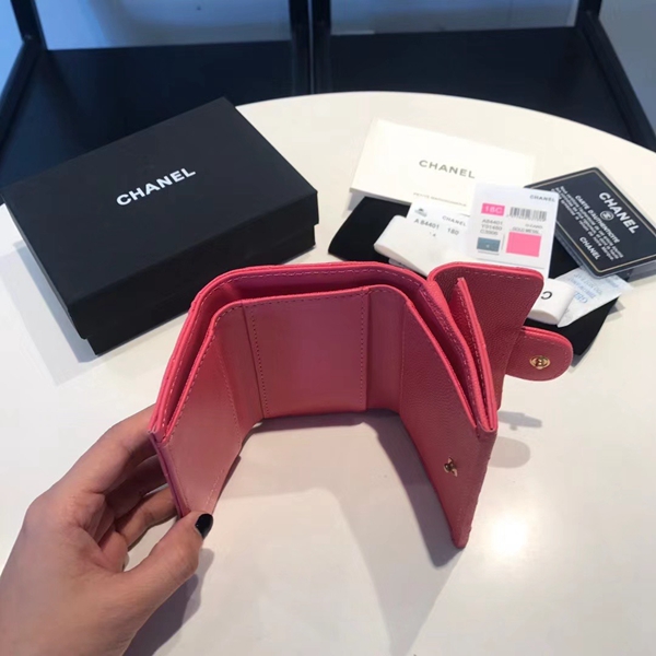 シャネル財布角部分ディテール